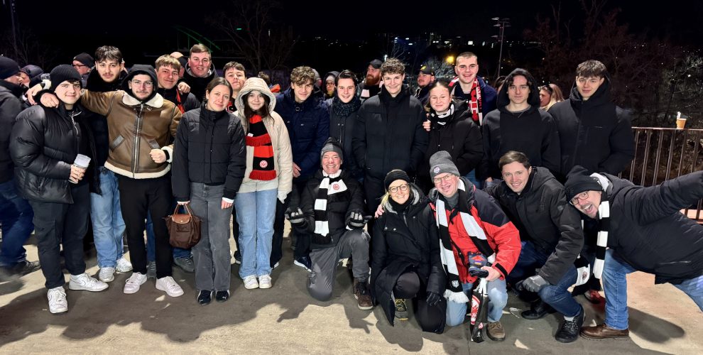 Schüler der WKS besuchten Bundesliga-Spiel von Eintracht Frankfurt